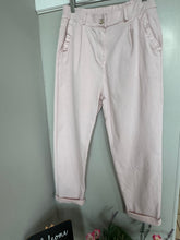 Load image into Gallery viewer, Frill Pocket Stretch Magic Pant
