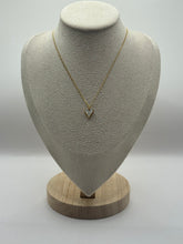 Load image into Gallery viewer, Just Julz Mother Of Pearl Heart Necklace
