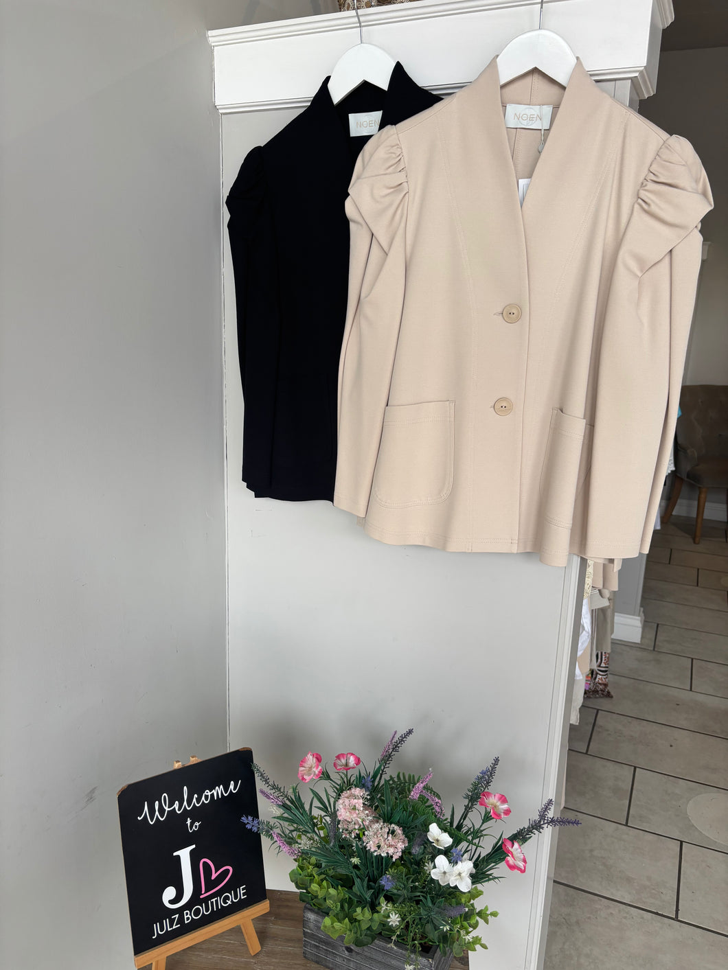 NOEN - Puff Shoulder Blazer