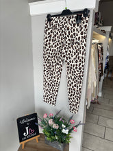 Load image into Gallery viewer, Robell - Bella 09 Animal PRINT
