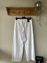 Load image into Gallery viewer, Robell Debby Full Length - White
