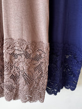Load image into Gallery viewer, Malissa J Lace Vest
