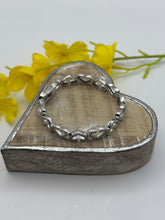 Load image into Gallery viewer, Malissa J Open Heart Braclet
