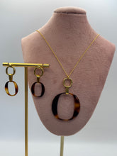 Load image into Gallery viewer, Malissa J Oval Set
