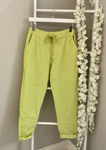 Load image into Gallery viewer, One-size Magic Pants
